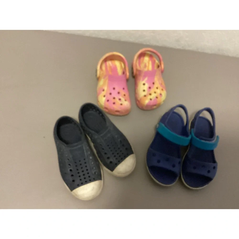 CROCS pairs shoes